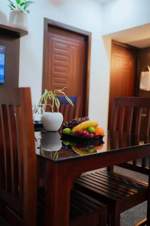 וואיאנאד Beverly Suites